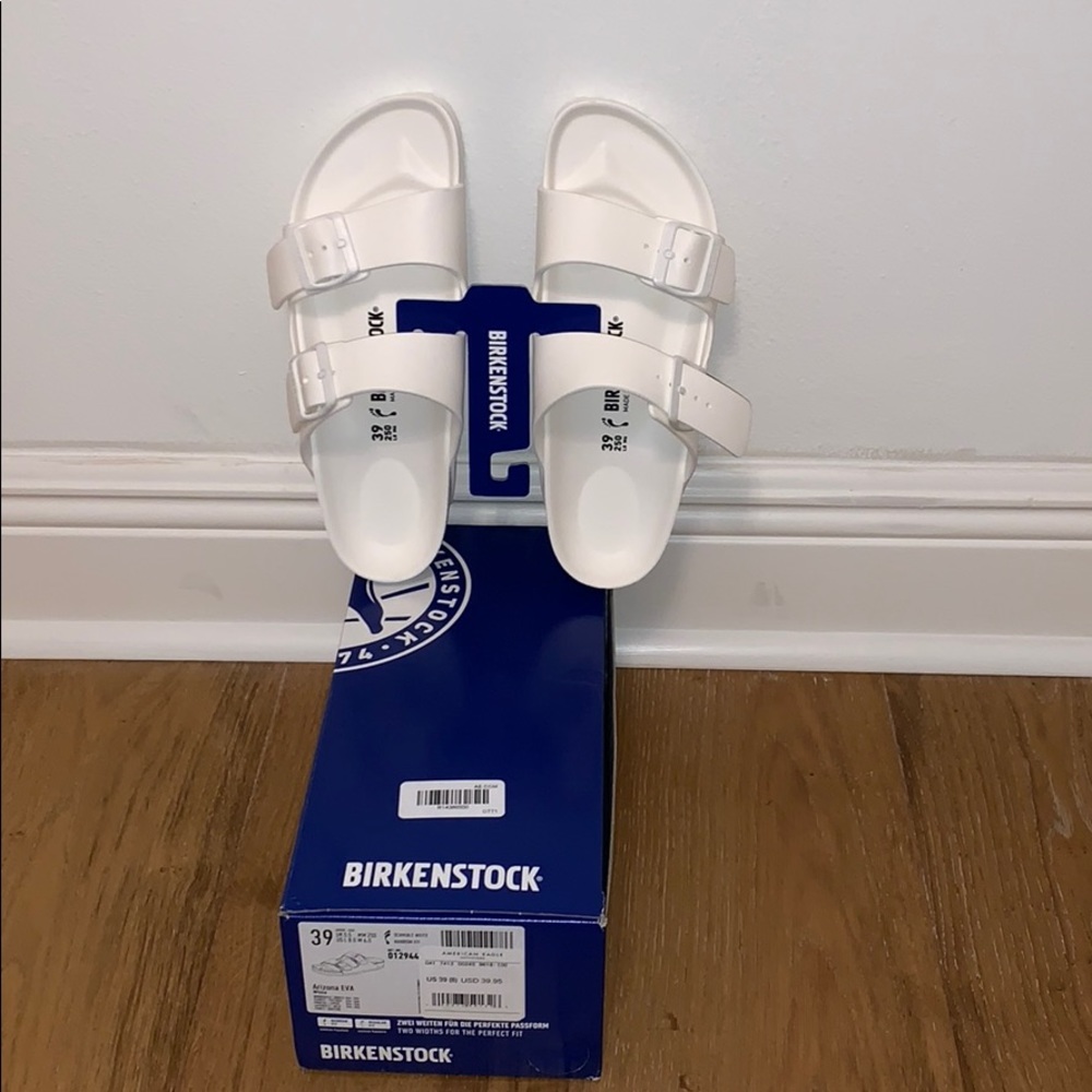 Never Worn!!! Birkenstock’s 😍😍